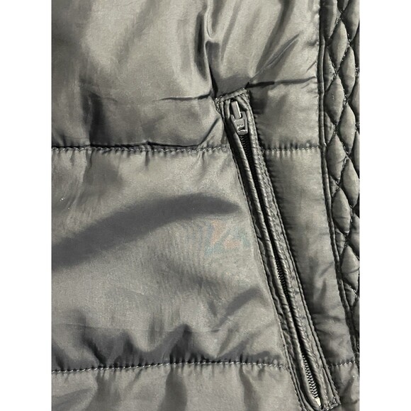Liz Claiborne Women’s Blue Quilted Vest Size L – Pockets, Lightweight Layer - Picture 8 of 10